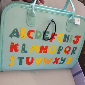 Busy board Montessori carrying case